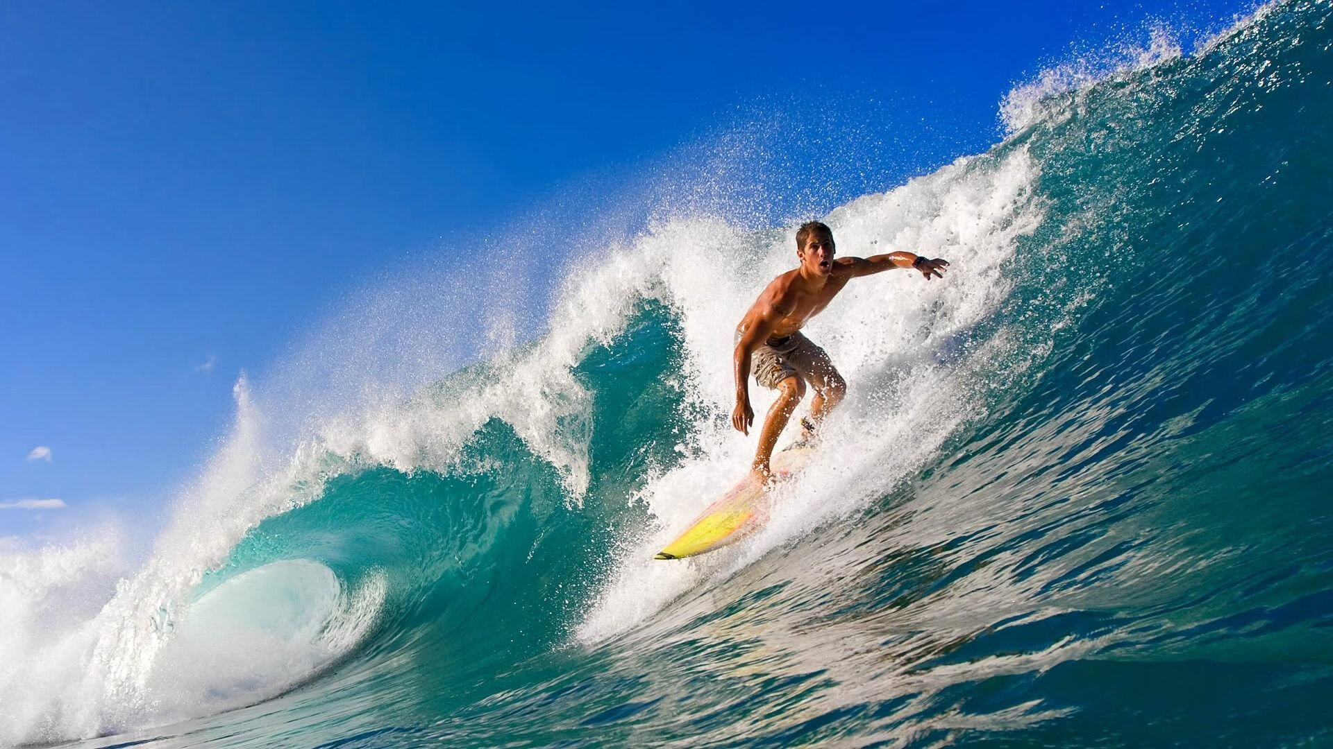 “紧控局面!防守妙招让强队束手无策”,紧盯防守